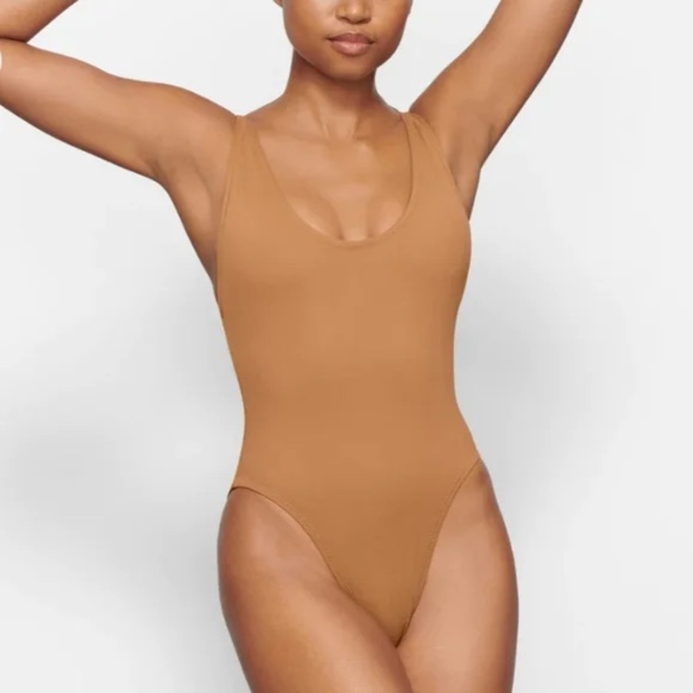 NWT Skims Recycled Swim Scoop Neck One Piece Swimsuit in Almond Size 3X